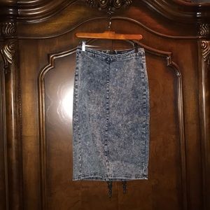 Sexy acid washed pencil skirt size M. NNT.